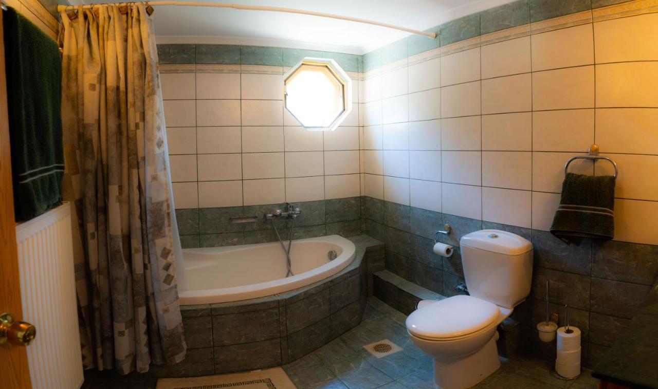 Valsamis Villa Apartments Poros  Zewnętrze zdjęcie