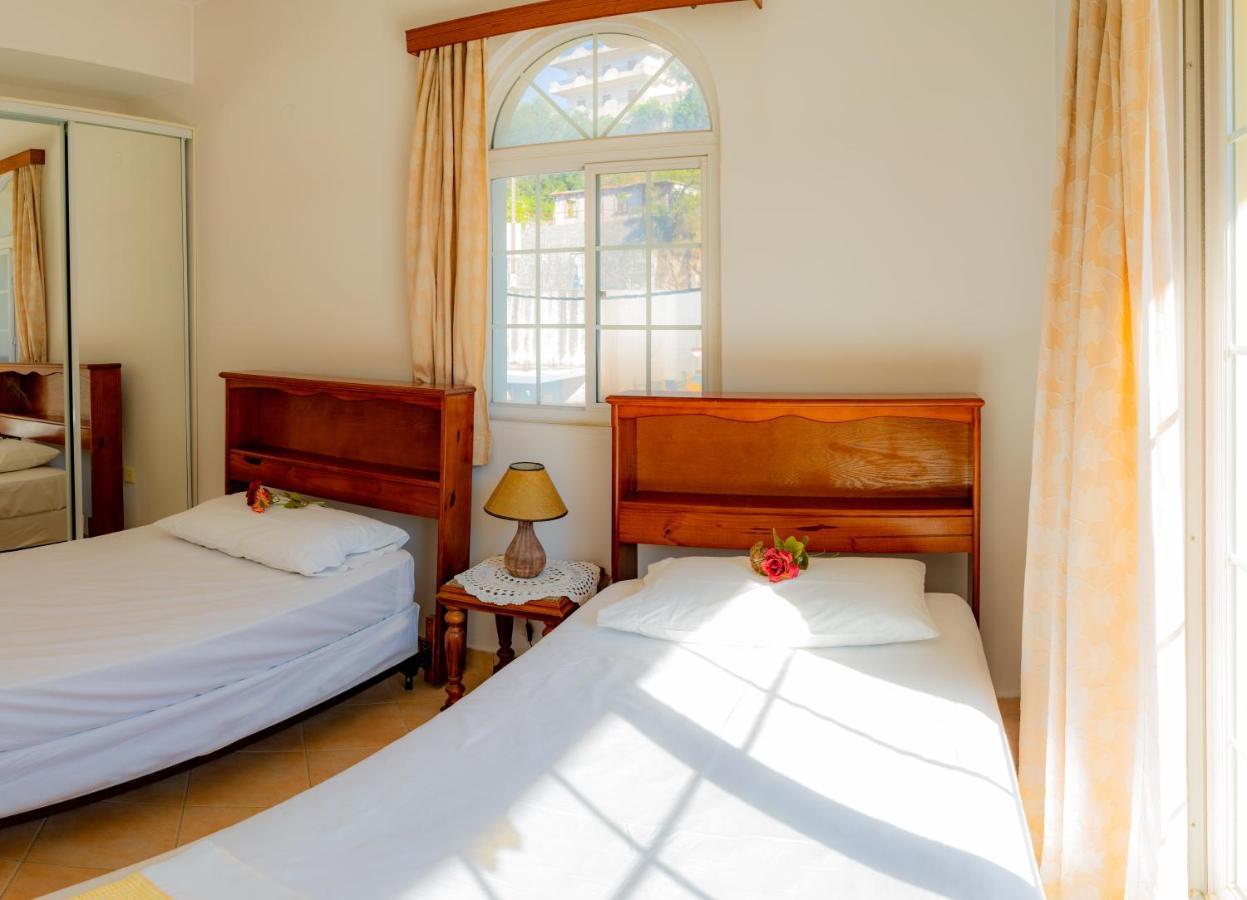 Valsamis Villa Apartments Poros  Zewnętrze zdjęcie