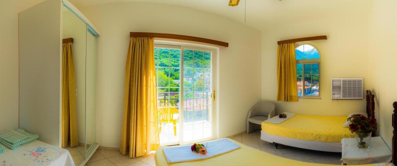 Valsamis Villa Apartments Poros  Zewnętrze zdjęcie