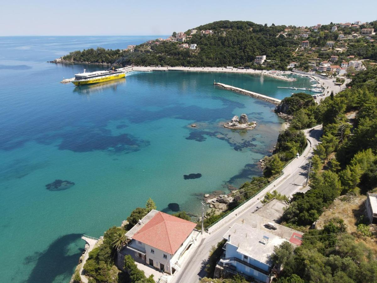 Valsamis Villa Apartments Poros  Zewnętrze zdjęcie
